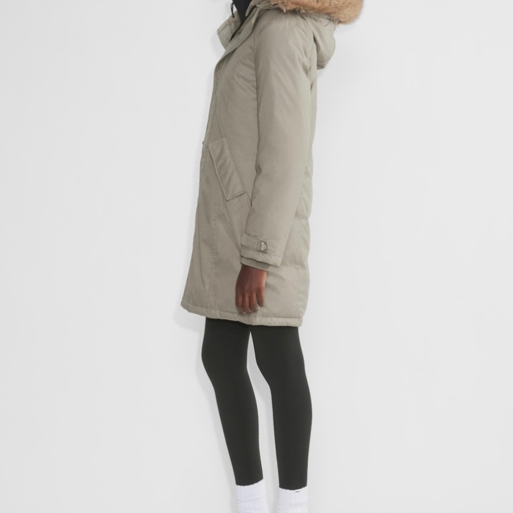 Aritzia summit parka, colour beige